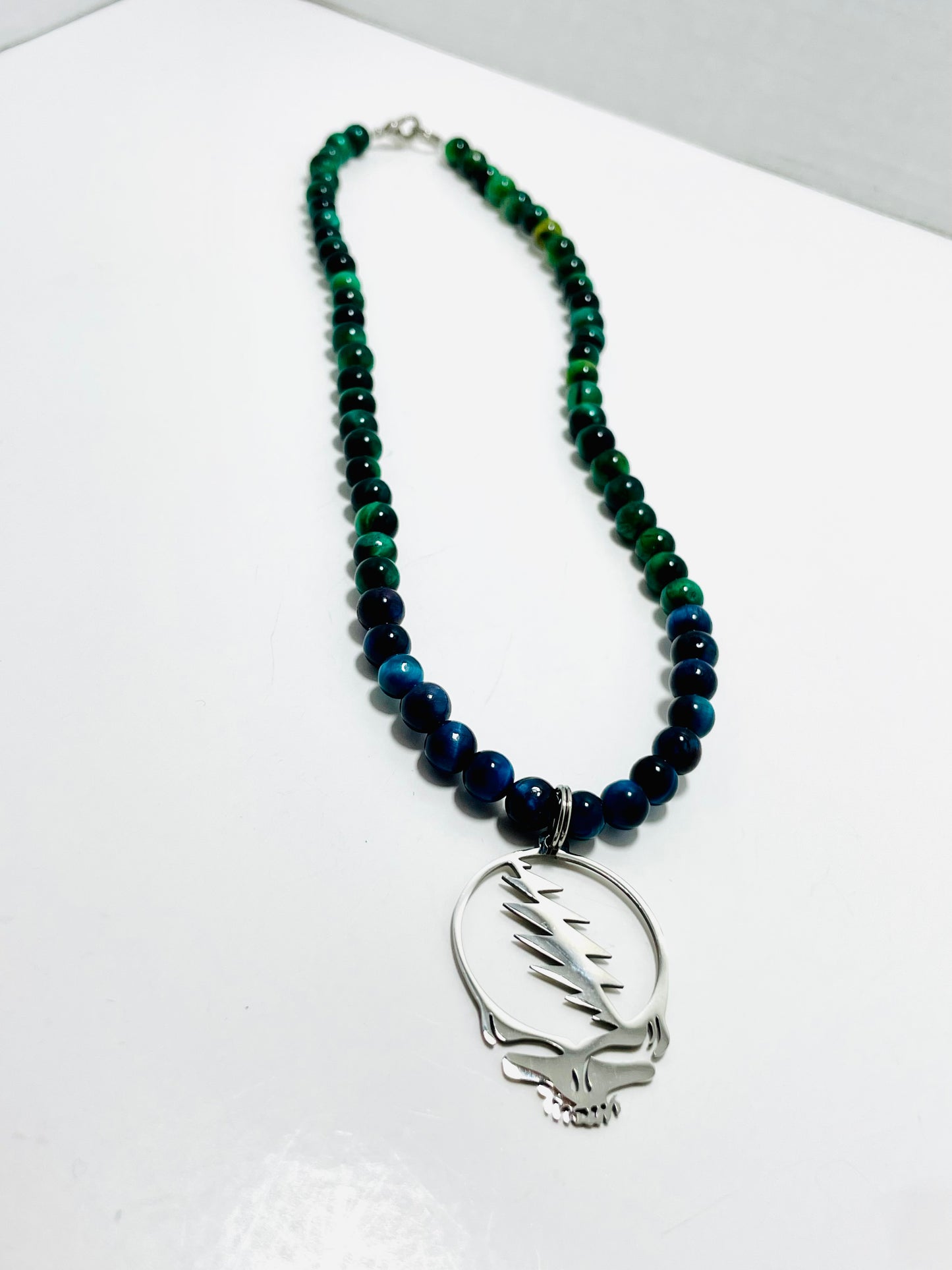 🎸 16.5” Grateful Dead Choker Necklace Adorned with Blue & Green Tiger’s Eye Beads