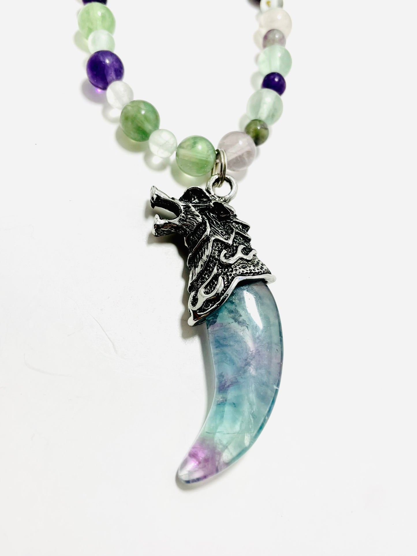 πΊ 21.5β Stainless Steel & Fluorite Wolf Necklace Adorned with Fluorite Beads