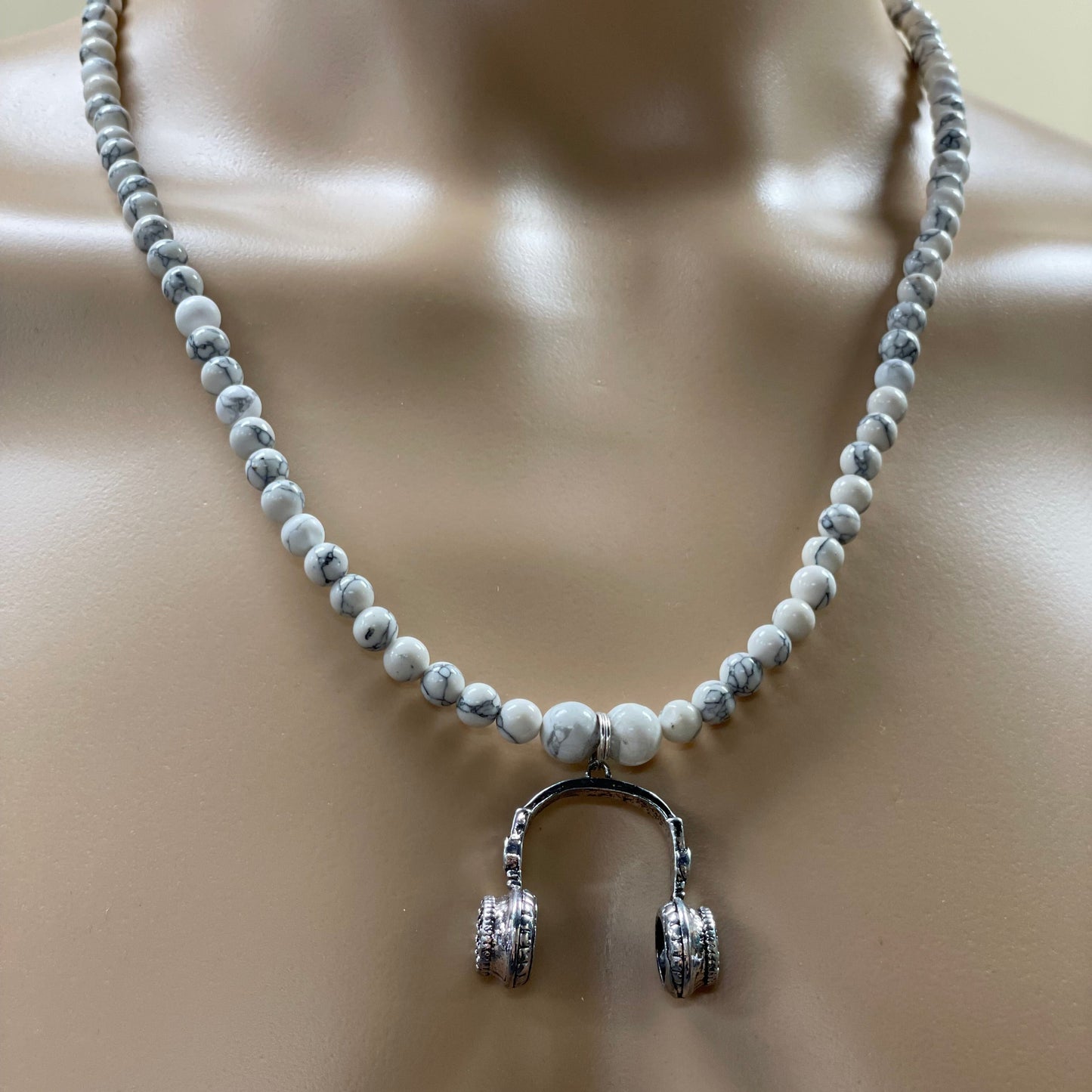24.5” Stainless Steele Headphone Necklace Adorned With 6mm Howlite Beads