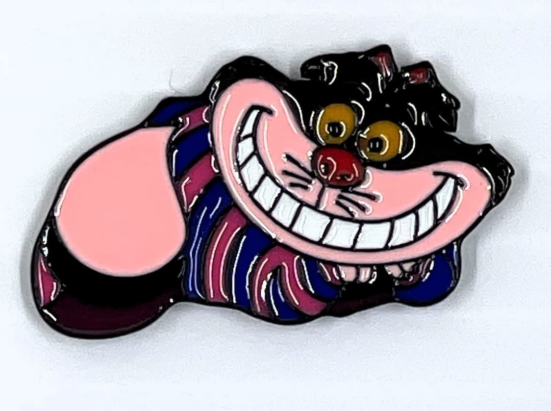 😺 Cheshire Cat Enamel Pin