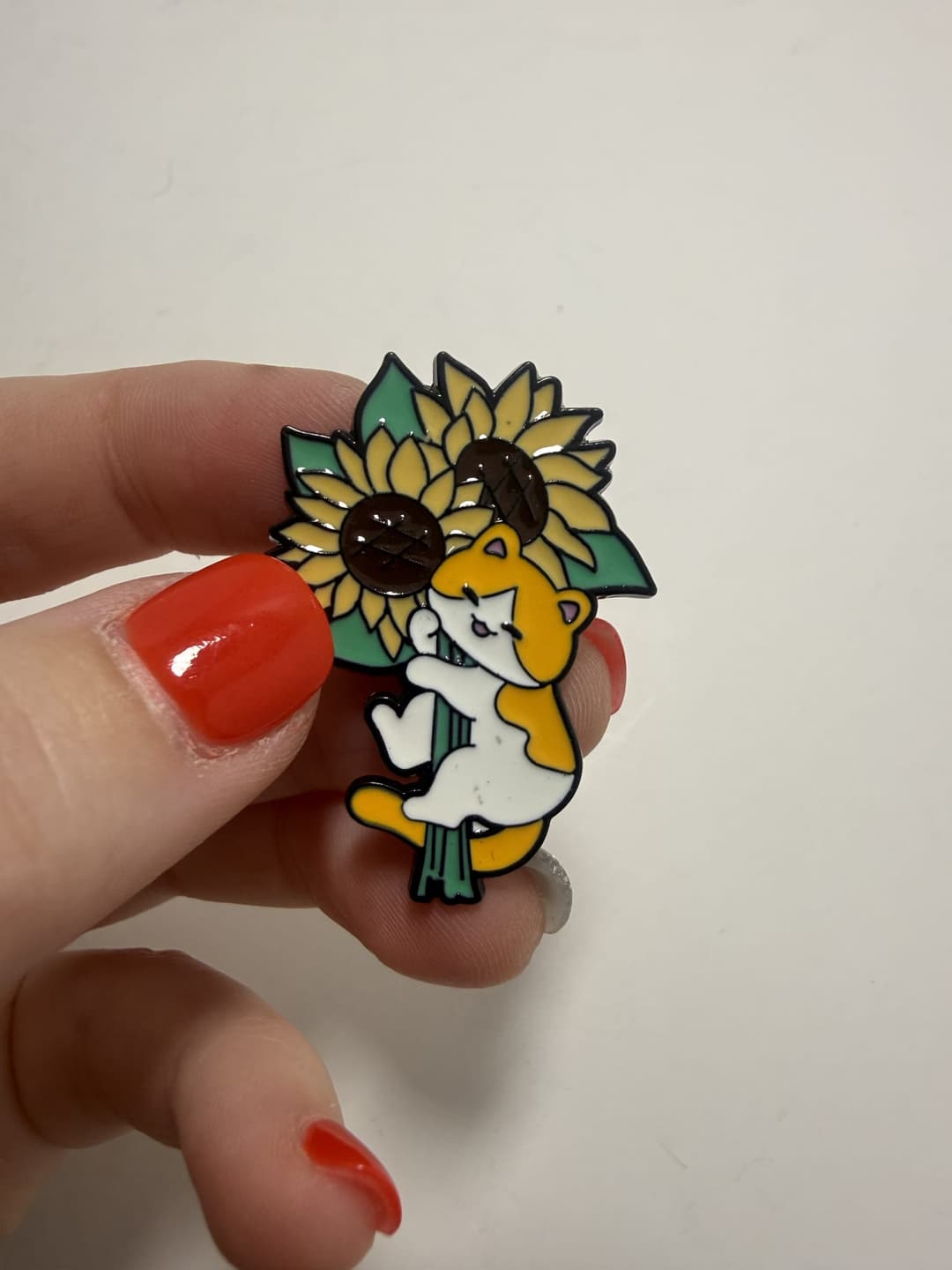 Sunflower Cat Enamel Pin — photo 1