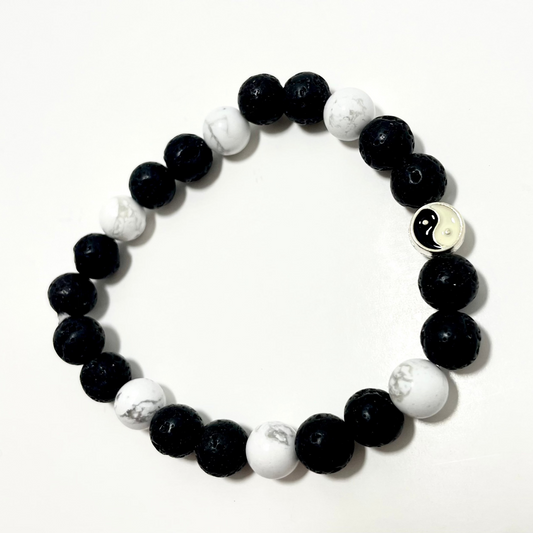 ☯️ 8mm Yin Yang Howlite & Lava Stone Diffuser Bracelet