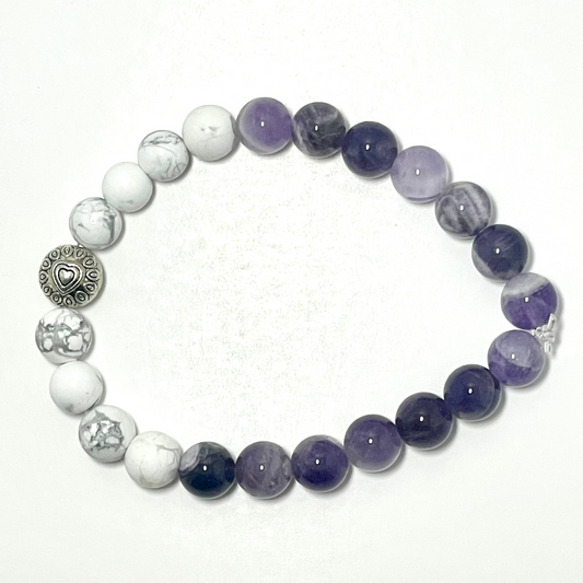💜🤍 Stretchy 8mm Howlite & Amethyst Heart Bracelet