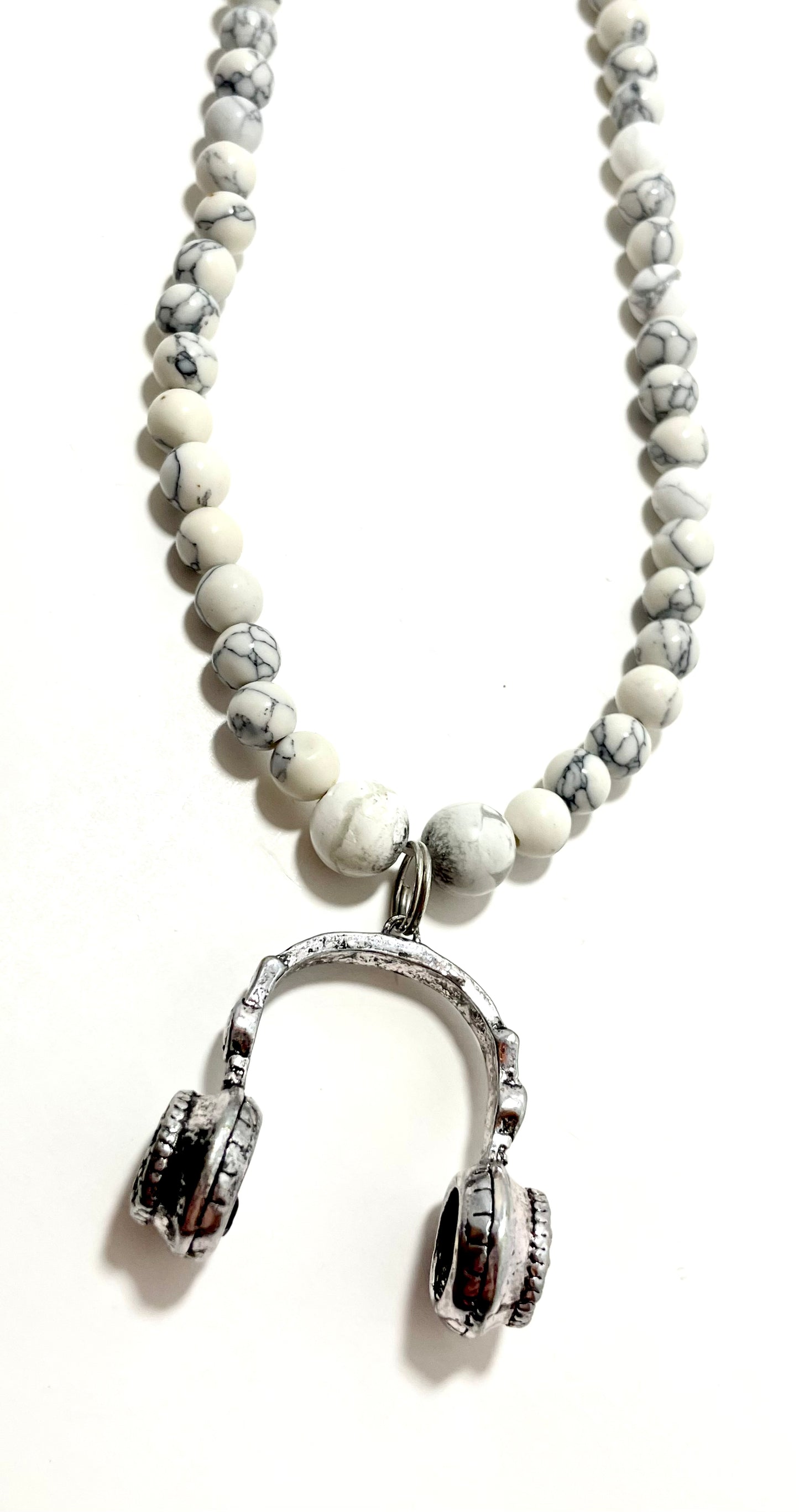 24.5” Stainless Steele Headphone Necklace Adorned With 6mm Howlite Beads