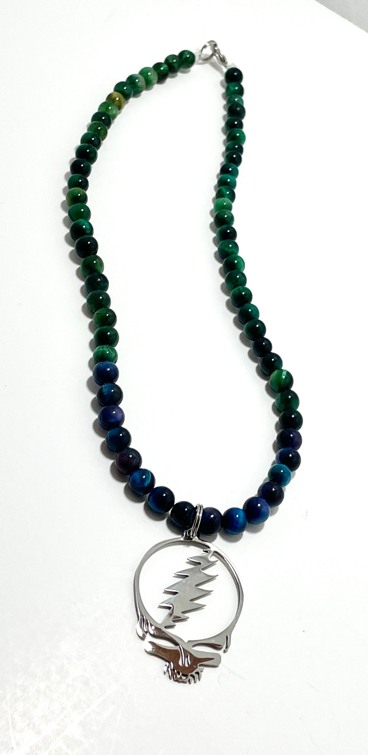🎸 16.5” Grateful Dead Choker Necklace Adorned with Blue & Green Tiger’s Eye Beads